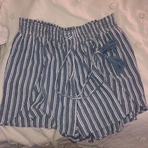 American Eagle Flowy Shorts